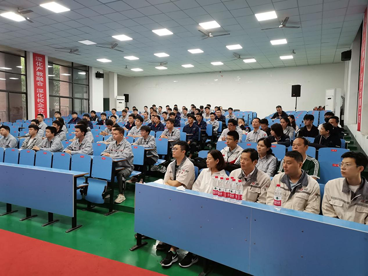 五家大型国企向8868·体育学子抛出“橄榄枝”2022届毕业生提前一年被“抢招”