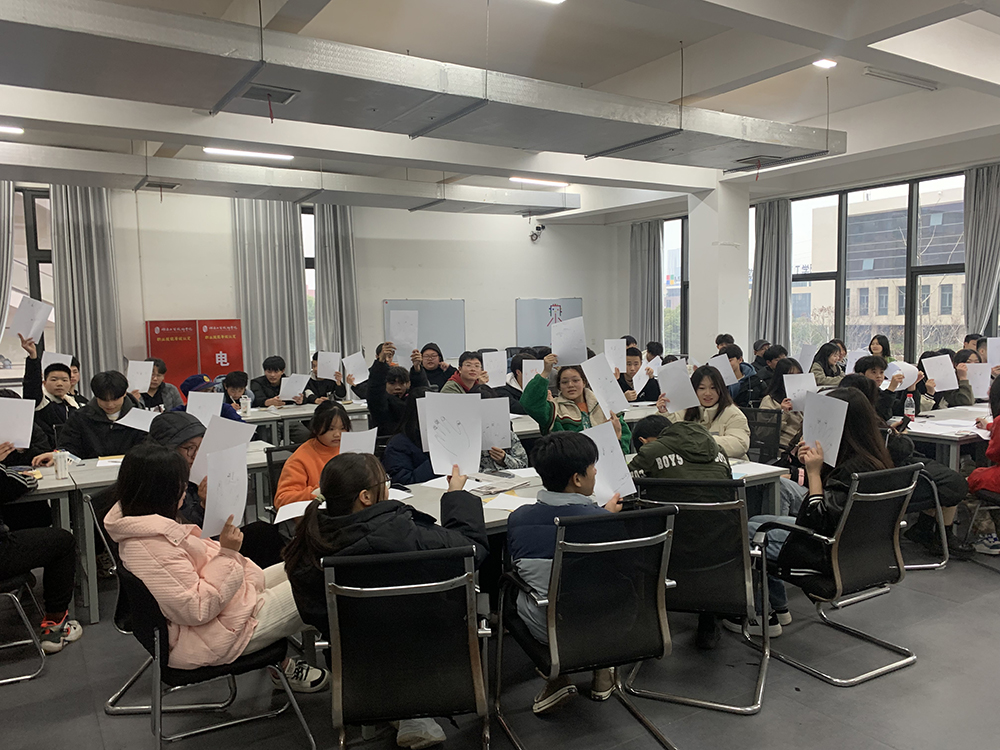 8868·体育心理咨询中心开展学生心理健康团辅活动