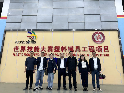 娄底技师8868·体育实习科负责人来我院交流