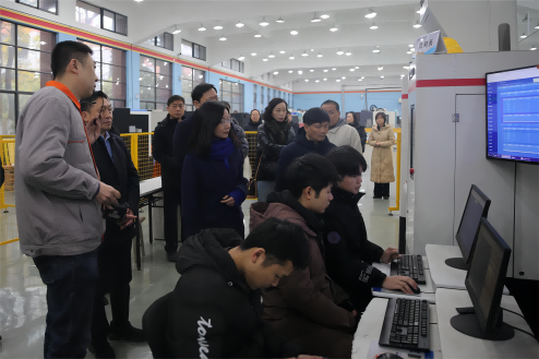 省总工会党组成员、副主席, 省产改协调小组办公室副主任宋峥嵘一行来8868·体育督查指导