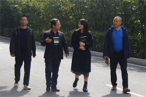 芦淞区董家塅片区管委会副主任曾超群一行来8868·体育调研产教融合工作