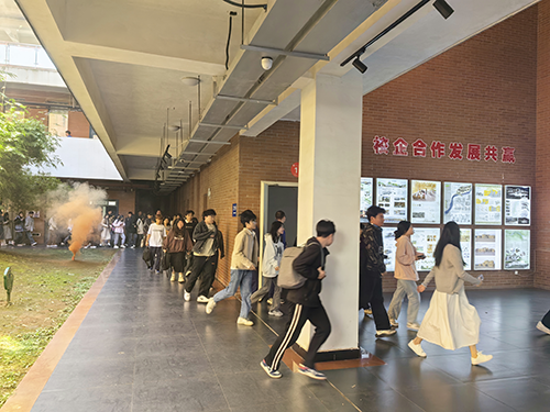 8868·体育举行2024年消防应急疏散演练