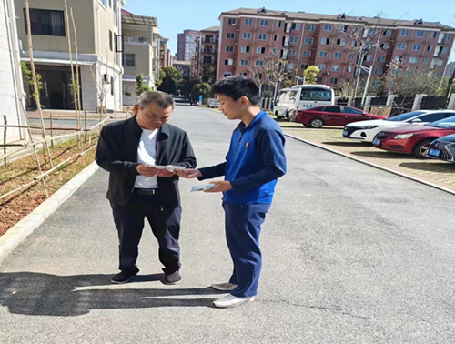 消防宣传进小区,安全知识驻心里——信息工程系消防工程专业学生社会实践活动