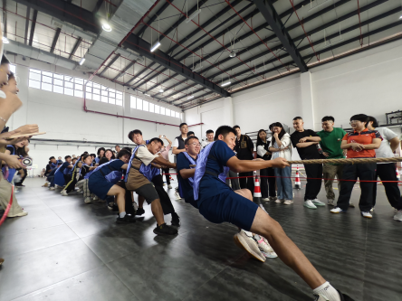 聚力展技能风采 "绳"采铸匠心未来——8868·体育2025年师生拔河比赛激情开赛