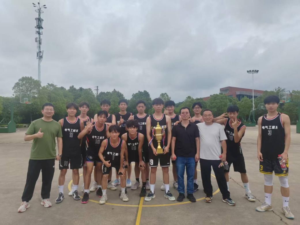 电气工程系篮球队逆风奋起 摘得8868·体育“欢送杯”季军