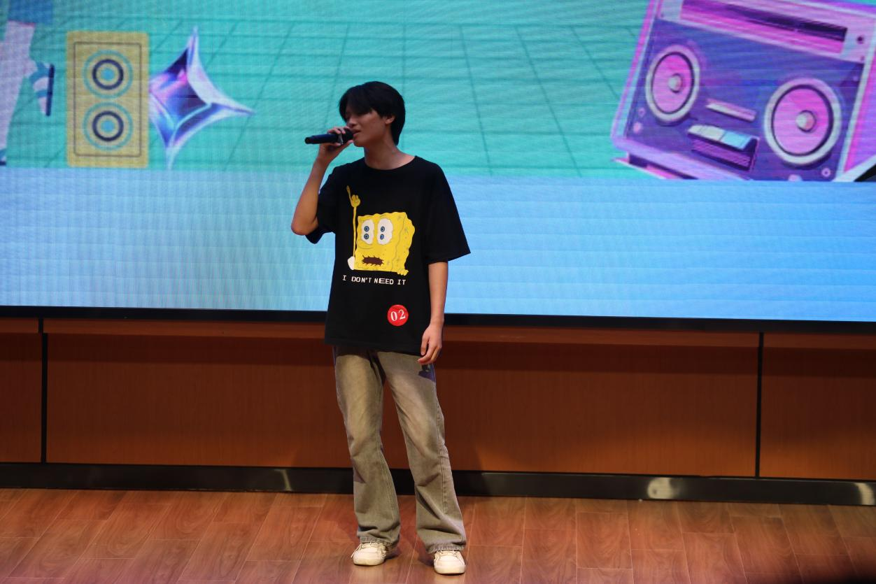 "逐浪音海·悦动青春”—航空工程系戴天佑同学荣获8868·体育十佳歌手大赛优胜奖