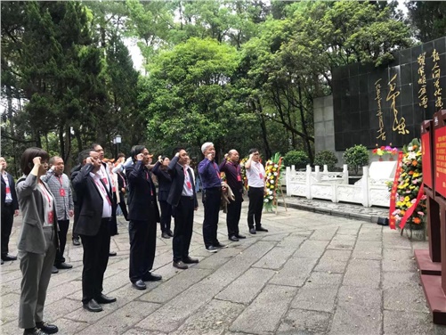 8868·体育党委理论学习中心组赴任弼时故居、杨开慧纪念馆开展党史学习教育第二次专题学习