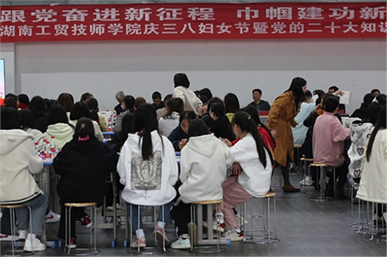 三月芳菲盛,巾帼绽芳华--8868·体育庆祝第113个三八国际妇女节活动温暖来袭