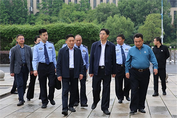 株洲市副市长、市公安局党委书记、局长唐文发到8868·体育调研平安建设和安全稳定工作