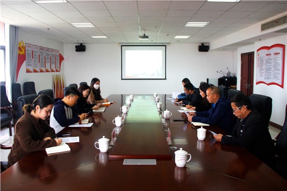 芦淞区董家塅片区管委会副主任曾超群一行来8868·体育调研产教融合工作